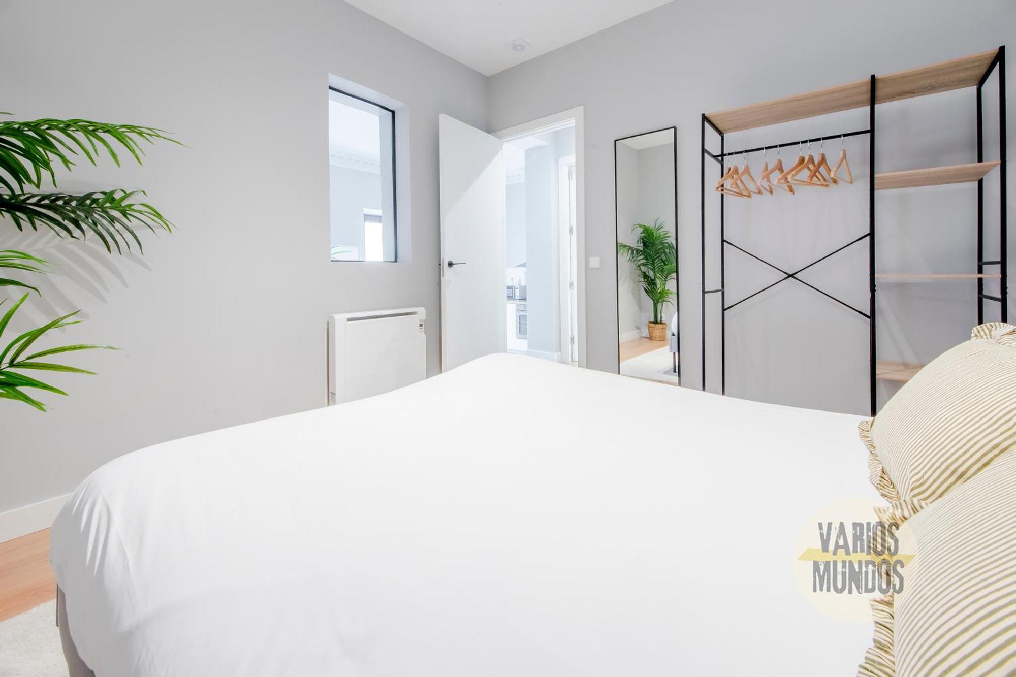Modern Apt & Cool Interior Design A 20 Metros Del Retiro E1 Madrid Dış mekan fotoğraf