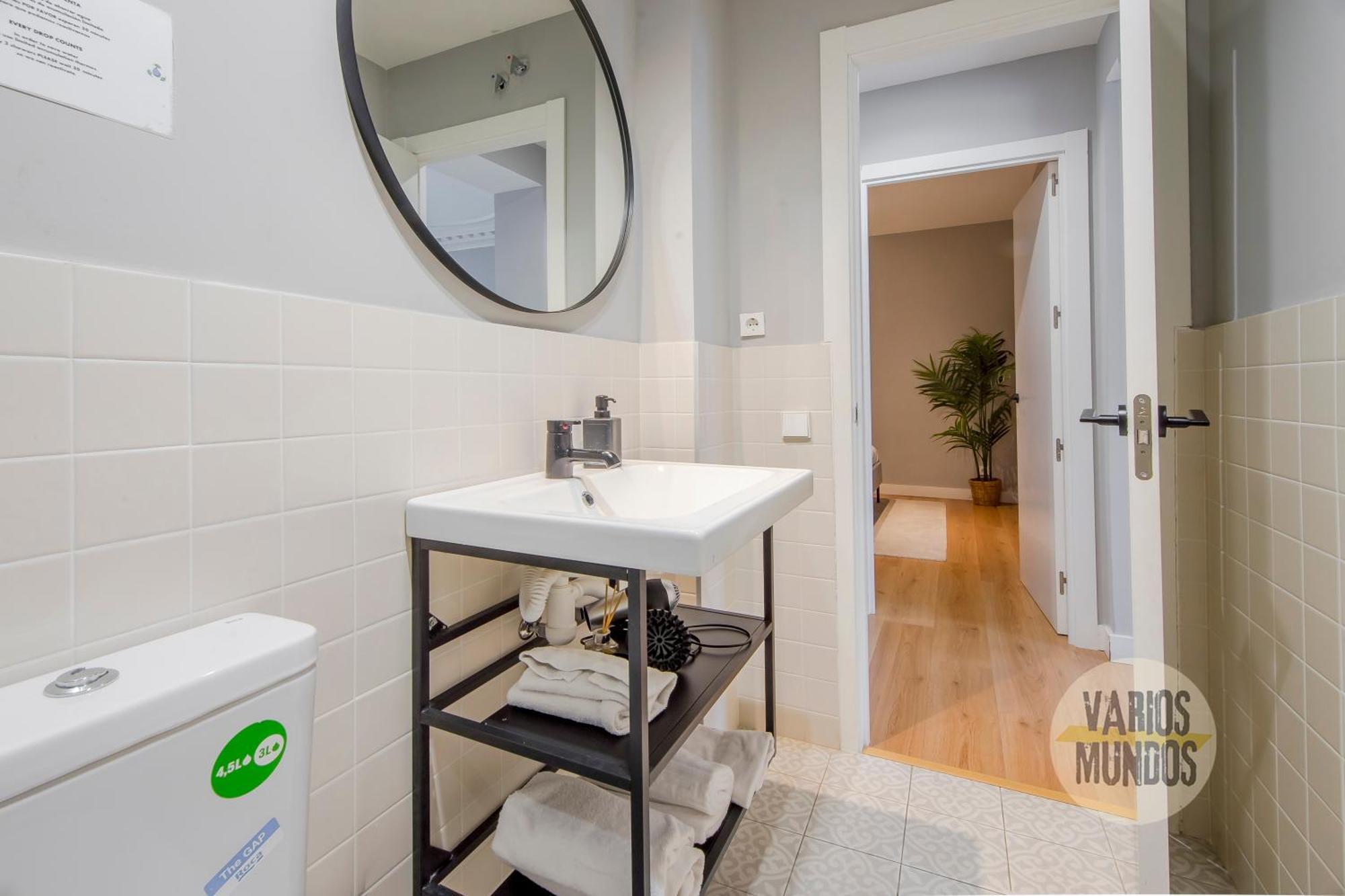 Modern Apt & Cool Interior Design A 20 Metros Del Retiro E1 Madrid Dış mekan fotoğraf